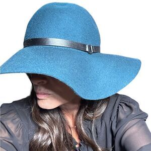 Old Money Aesthetic Wool Hat Blue Green Black Trim NWT